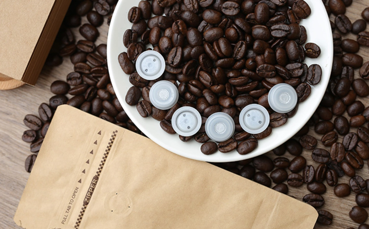 Why Coffee Bags Need a Degassing Valve to Stay Fresh-3