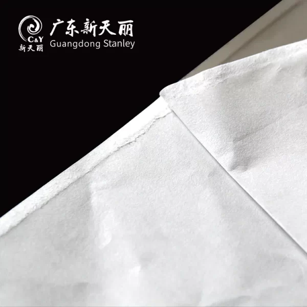 Custom Hotel Amenities Packages, White Kraft Paper Pouches