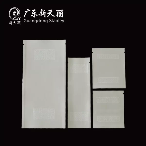 Custom Hotel Amenities Packages, White Kraft Paper Pouches